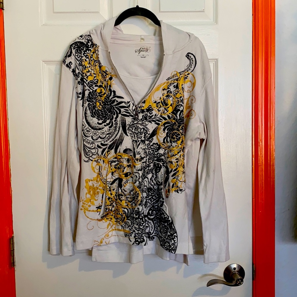 Long sleeve Graphic print hooded shirt